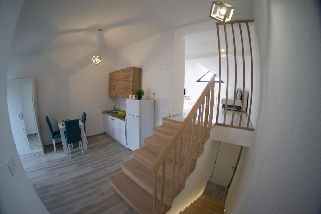 Apartmani Ivkovic+ 트레빈예 외부 사진
